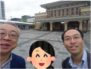 榊原先生＋カバン持ち１号＋私、奈良駅前。