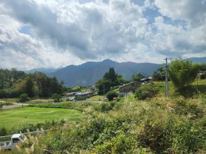 長いお付き合いが始まりますね。コンサルタントは、東京、神奈川、新潟、愛知、三重から行くので、季節によっては、交通機関の選択を違えないようにしなければなりません。