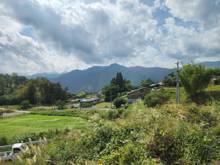 長いお付き合いが始まりますね。コンサルタントは、東京、神奈川、新潟、愛知、三重から行くので、季節によっては、交通機関の選択を違えないようにしなければなりません。
