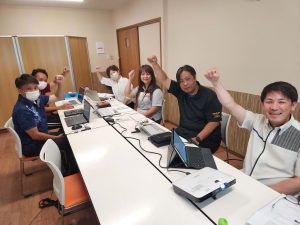 ７０人メールの会、少し悪い大人の会の皆さん、V字回復どころか最高益です。