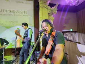 今日、WJU以外の人に、「CHIRAN」のデモ聴いてもらいました。