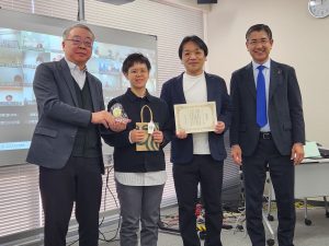 すいよう会のデイサービスの管理者の方は、全国老施協のデイサービス研修６ヶ月コースの優秀者発表の中でも、かなり秀逸な内容だったんです。絶対に勉強になります。