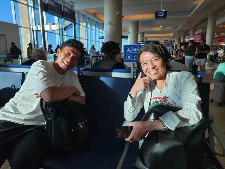 ③　なので、経営と同じで、思った通りの完璧な旅行なんかなくて、予期せぬことが次々と起こります。それをその場で、瞬時に決断して行動しなければいけません。