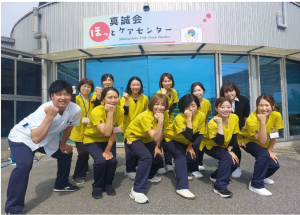 経営者の執念とそれを支えたNO２の存在、そして、真面目で引っ込み思案だった優秀な職員さんたちの逆襲の物語です。必見です！