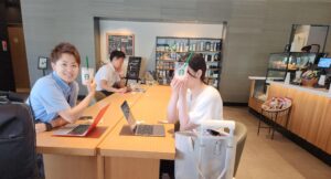 まだ時間があるので、多分３杯は行くのではないか、、、と。３杯飲むと、だから、角砂糖７５個ってとこですかね。