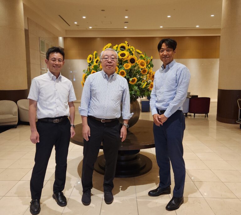 今日の午前中は、事業承継を控えているお二人の次期経営者の方をお引き合わせしました。