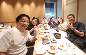 WJU見学会のプレ懇親会です。全国、北は旭川市、南は那覇市から集まっていただきました。
