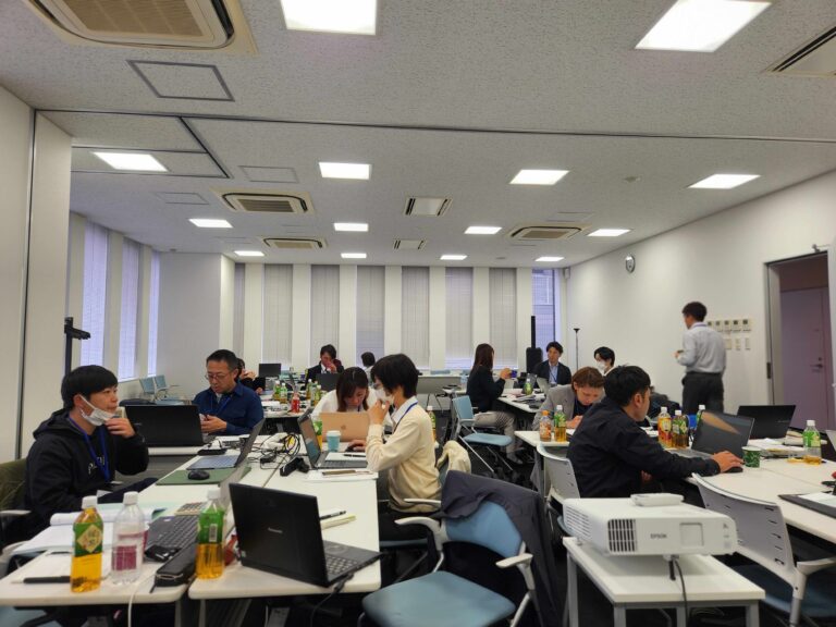 だって、コンサルティングみたいに、切羽詰まってないものね（笑）。