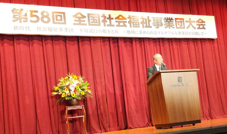 沖縄は、やはり、琉球王国だけあって、音楽も舞踊も素敵でした。