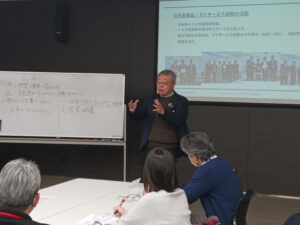 今日は、午後から奈良県老協のデイサービス研修です。３３名の参加ということです。