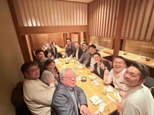 また、近々、スターウォーズかなー。と、言っても、私の仕事をしていただける人なのでねー。なかなかいませんかねー。