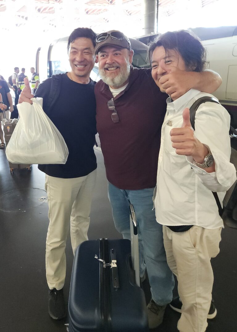 土曜日の朝です。のんびりと一人でスタバです。