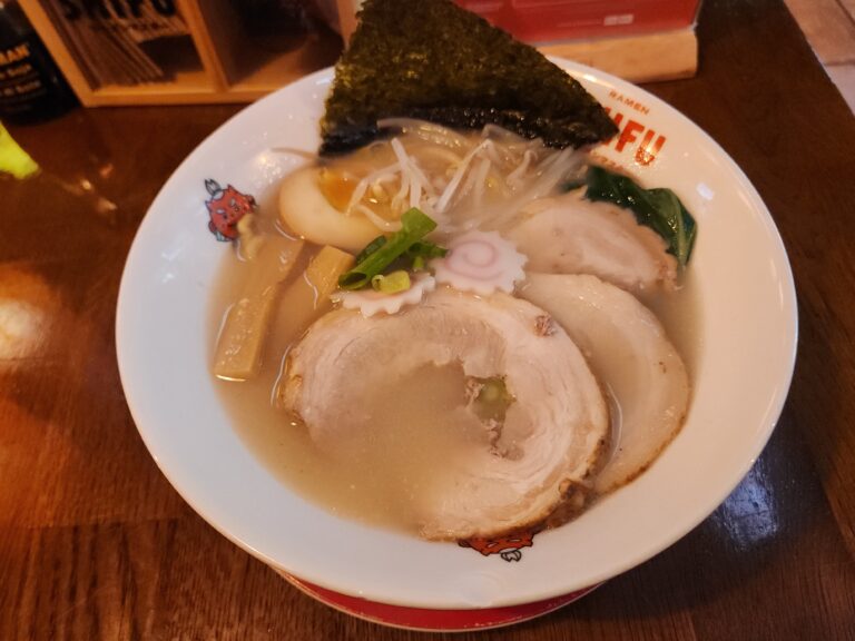 今日は、午前中にソフィア美術館にもう一度行ってゲルニカを観て、午後はプラド美術館でした。