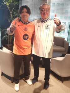 「久保さん、FCバルセロナ入団おめでとう!」