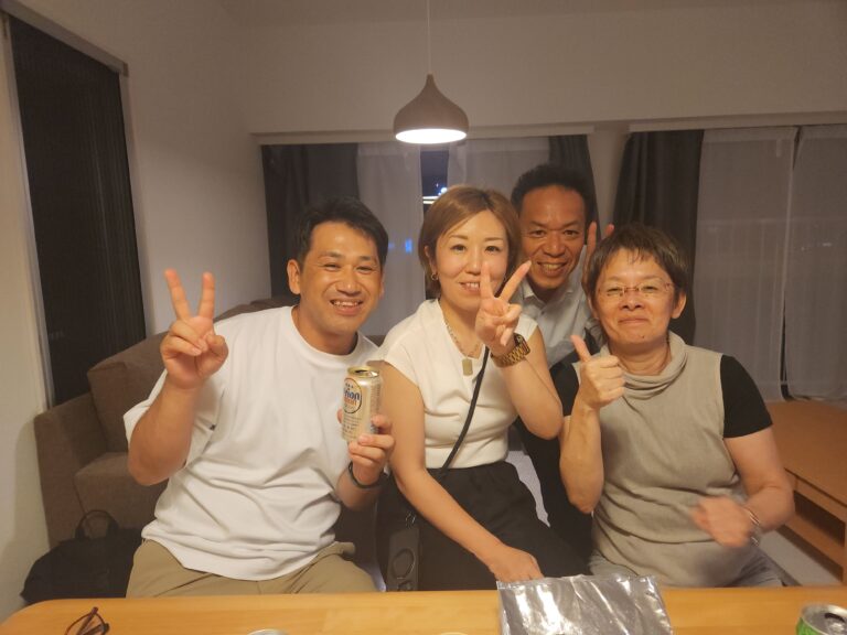 誰も足を踏み入れたことが無い、私の沖縄のマンションに、４人が初潜入となりました（笑）。