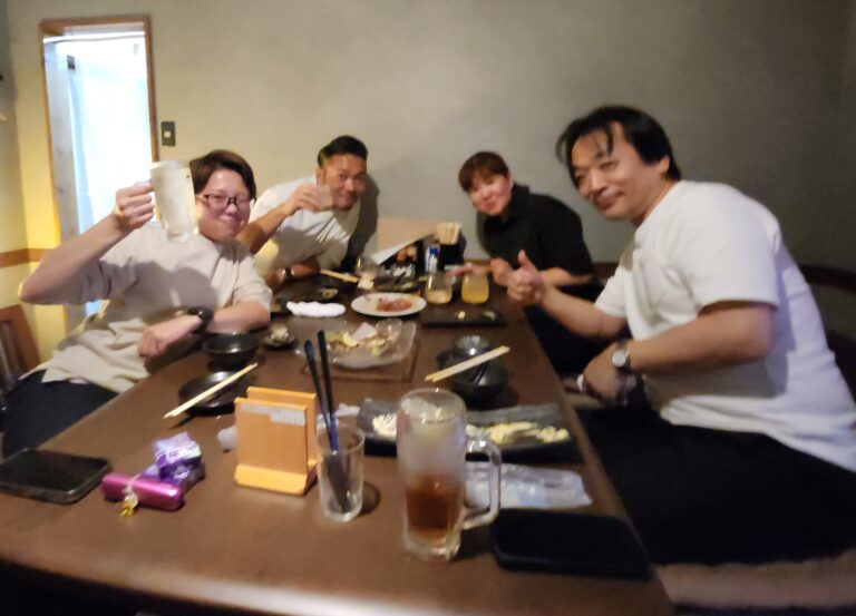 鞄持ち８代目さんは、美味しいものを食べながら（笑）、それを学んでいて「大変な仕事で、難しい仕事ですね。」と。だから、常在戦場になるわけです。