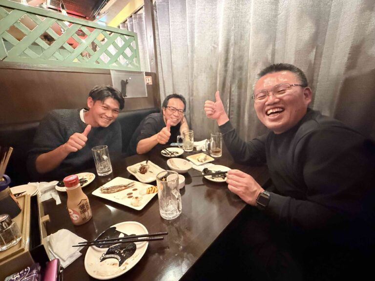 当初のハワイ出撃メンバーは、みんな、寒ーい北海道で、タフな仕事に挑んでいます。皆さん、お疲れです。よろしくお願いします。