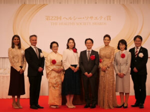 流石です。多分、私が出会った経営者の中で、一番、成長・成功して行った経営者の中の一人です。