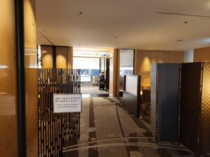 今、金沢で、朝8時10分です。で、やっぱ、悪いことは出来ないなと言うか、悪いことはしていないわけですが・・・。