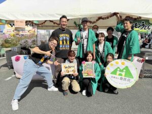 WJUそば、お陰様で、完売とのことです。隣の豊医会さんのホルモンうどんも完売です。よかったです。